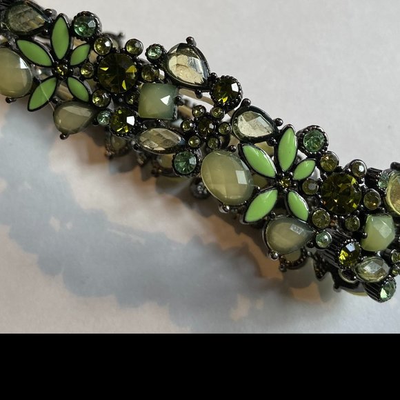 Olive green bling vintage style rhinestone bracelet - Picture 5 of 6